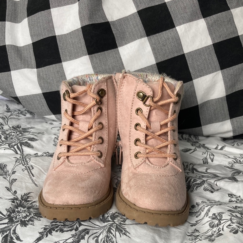 Old Navy pink boots with knitted top